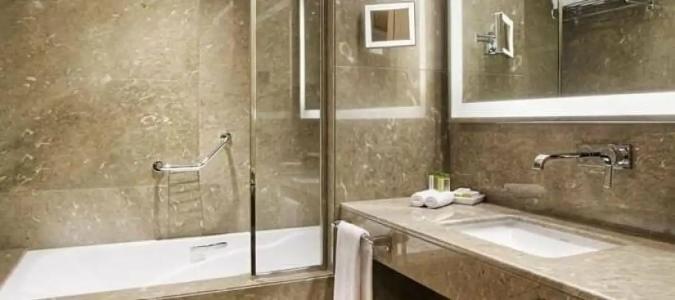 DoubleTree by Hilton Istanbul-Avcilar - 53