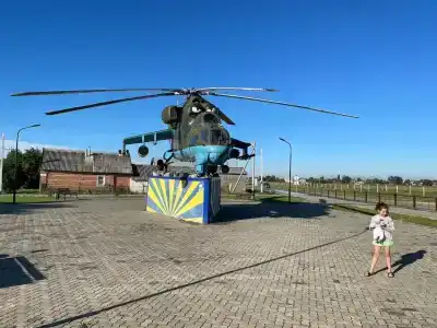 У вертолета - 12