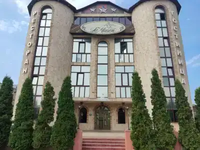 Ла Мезон - 0