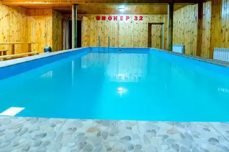 Пионер 32 - 16