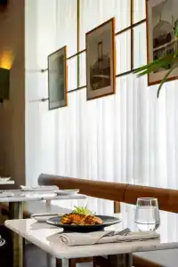 Radisson Blu Istanbul Ottomare - 13