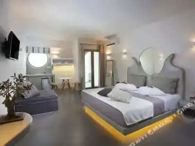 La Bellezza Eco Boutique - 0