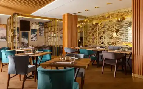 Courtyard by Marriott - 23