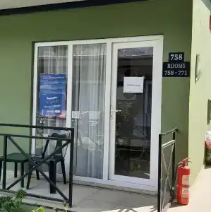 Larissa Inn - 44