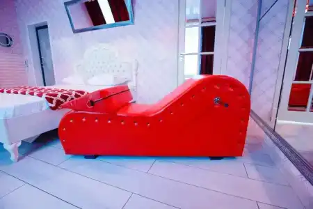 LoveHouse - 11