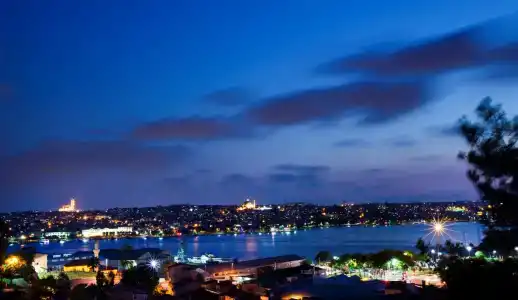 Radisson Blu Istanbul Pera - 1