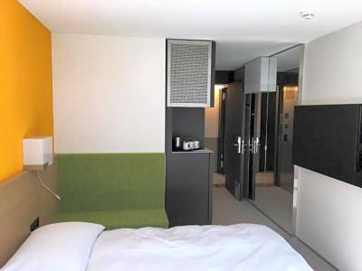 Züri by Fassbind - 44