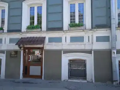 Red Gates Hostel - 17