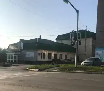 Нефтяник - 5
