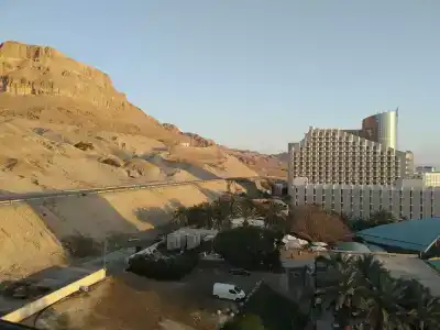 Daniel Dead Sea - 6