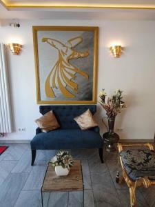 Stadtam Adenauerplatz - 24