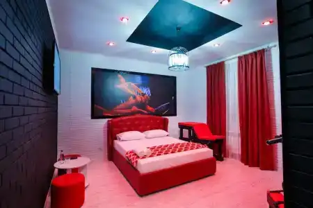LoveHouse - 12