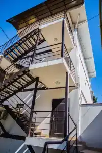 На ладони - 5