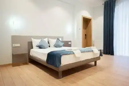 5 Wood & Spa - 1