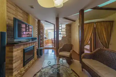 Aliye parusa room with private facilities - 8