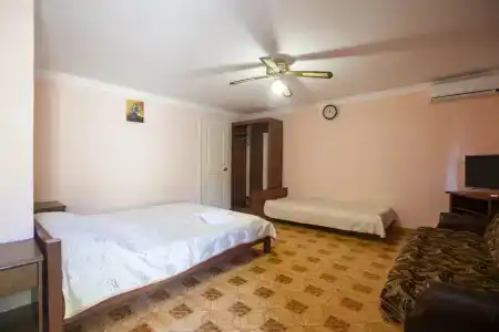 Крымский - 28