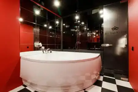 Hedonism Club - 30