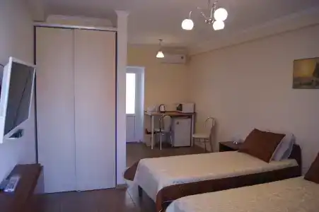Olympia - 4