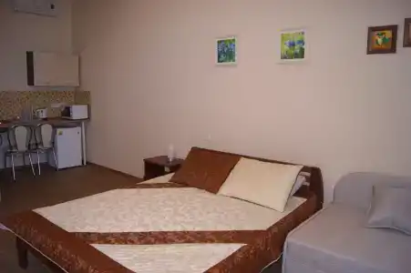 Olympia - 12