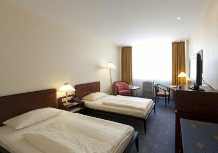 Premier Inn Saarbrücken City Centre - 17