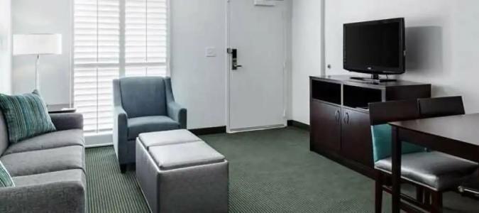 Embassy Suites by Hilton- Lake Buena Vista Resort - 43