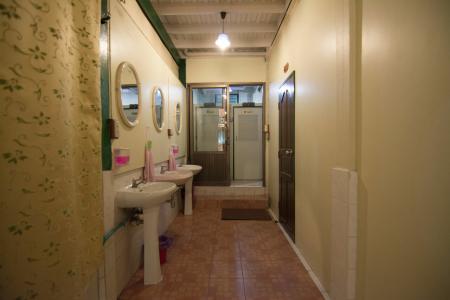 Samsen Sam Place - 75