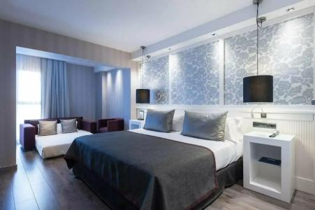 Catalonia Barcelona Plaza - 85