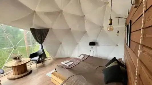 Hills & Huts - 48