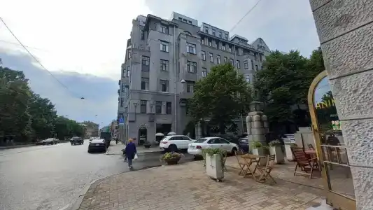 Демократ на Некрасова 58 - 32