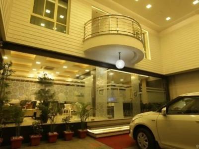 Grand Cascade Chennai - 26