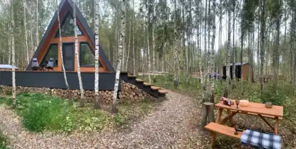 Треугольный домик в лесу с горячей купелью - 19