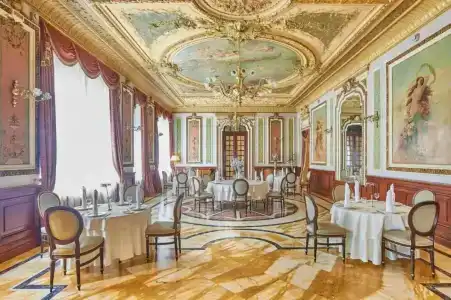Savoy - 0