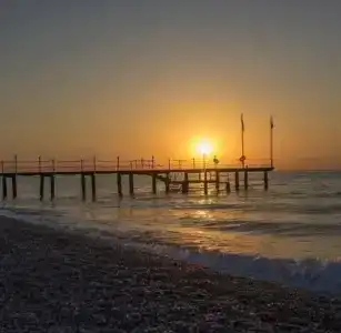 Sailor's Beach Club - 6