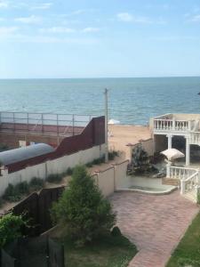 Azov Club - 32