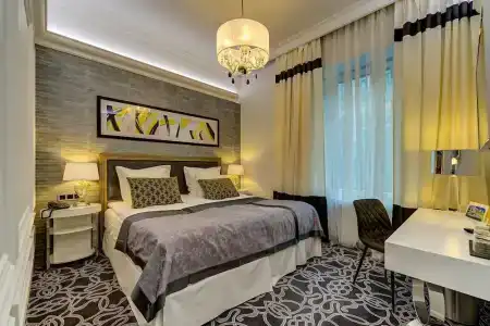 Золотой Треугольник - 0