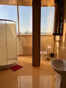 Кремлевский - 28