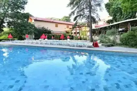 Estreya Palace - 15
