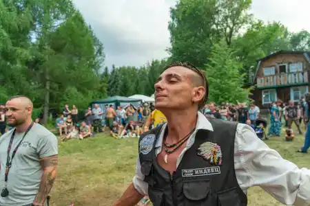 Искра - 16
