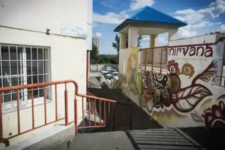 В центре - 2