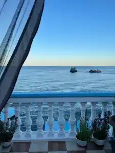 Эллинг "Ноги в море" - 12