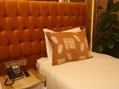 Laleli Blue Marmaray - 31