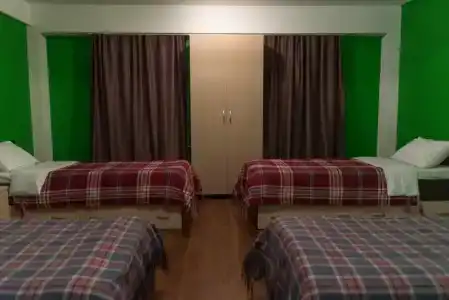 Weekend H520 Hostel - 1