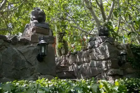 Замок Алустон - 18