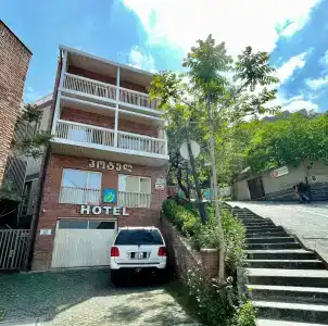 Greeting Inn - 8