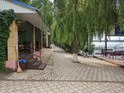 Уютная - 12