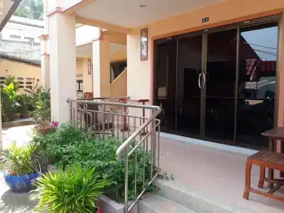Little Mermaid Guesthouse & Restaurant - 2