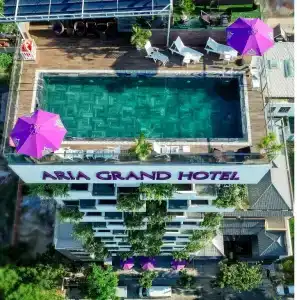 Aria Grand & - 6