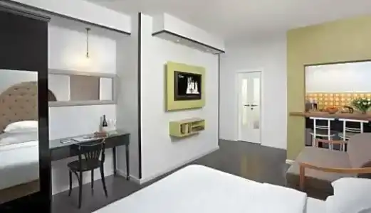 Shtarkman Erna Boutique Nahariya - 1