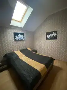 Gold - 1