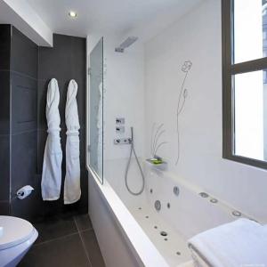 Holiday Inn Paris Notre Dame, An Ihg - 41